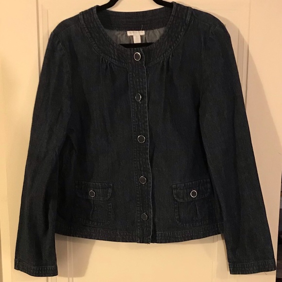 Charter Club denim jacket with 2 pockets in size X-LARGE - Picture 2 of 4